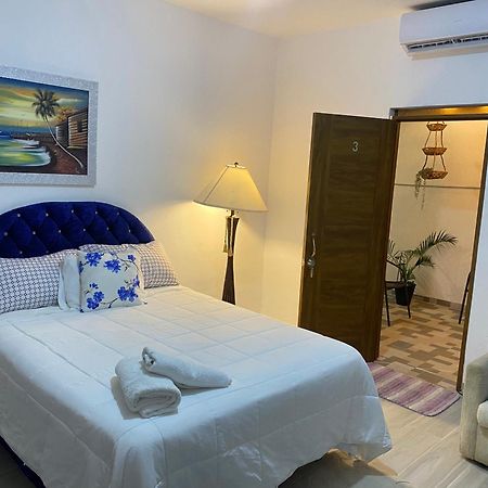 Only Room By Merengue House, 8 Minutos Airport Monte Adentro  Extérieur photo